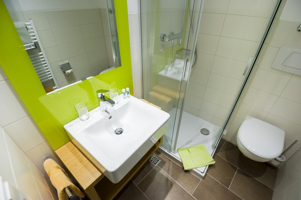 Gasthaus Zum Hirschen Staufen Habitación foto
